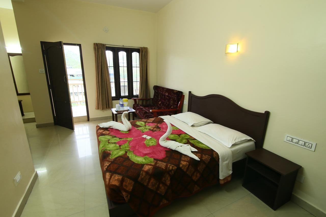 Jays Inn Munnar Extérieur photo